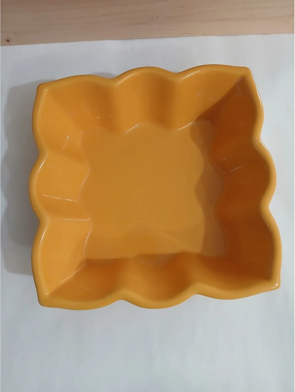 Chantal Rust Amber color Square Baking Dish Ruffled Edges Stonewear